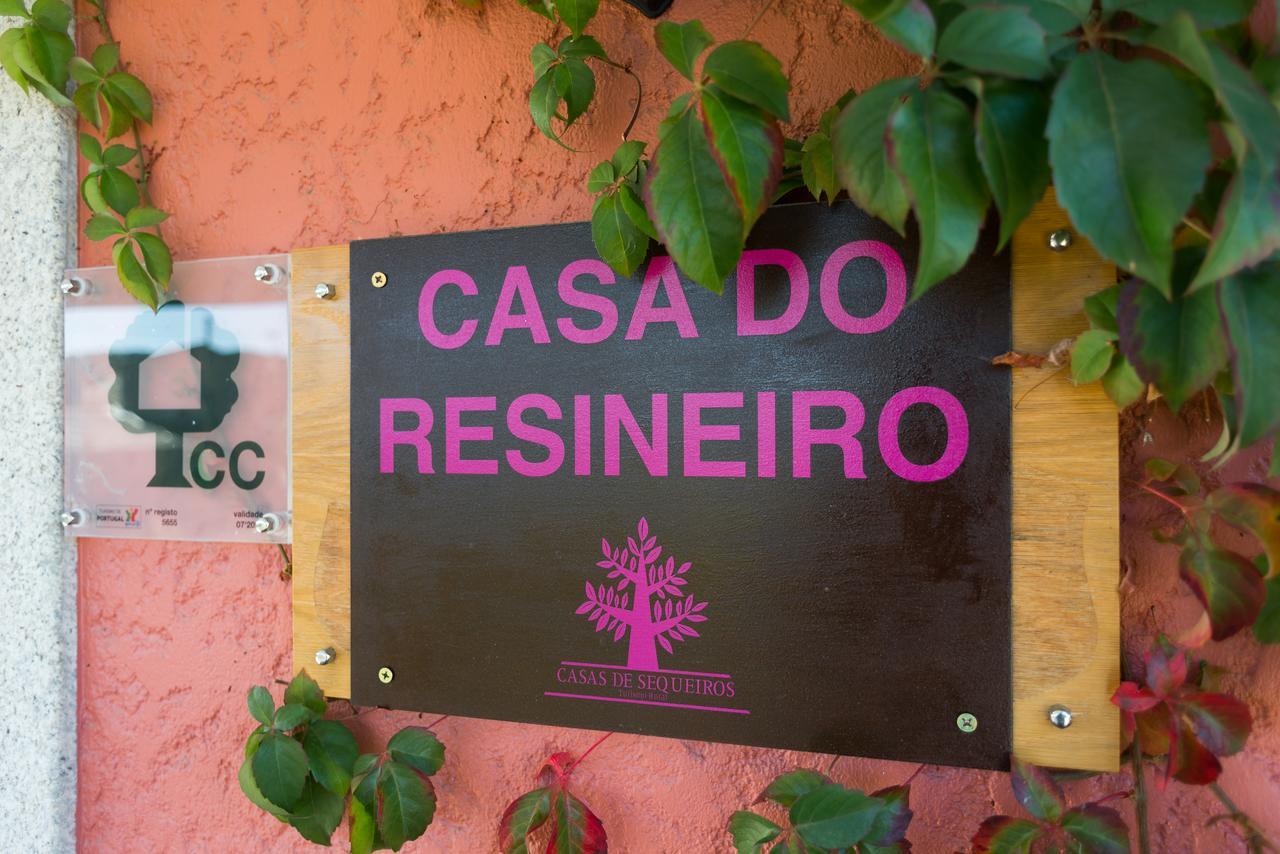 Гостевой дом Casas De Sequeiros Sequeiros  Экстерьер фото